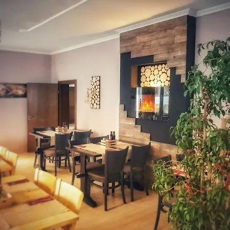 Zur Eiche 3* Overath