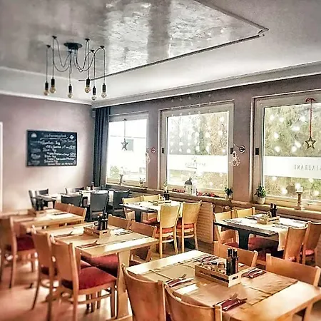 Zur Eiche Hotel
