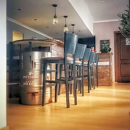 Hotel Zur Eiche 3*