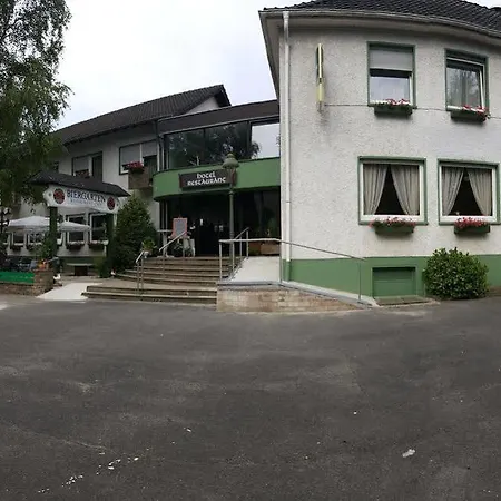 Hotel Zur Eiche 3*