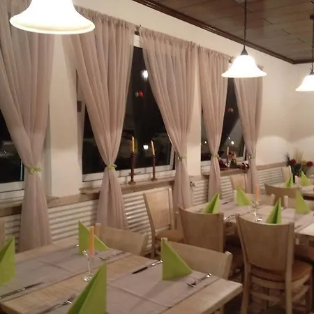 Hotel Zur Eiche 3*